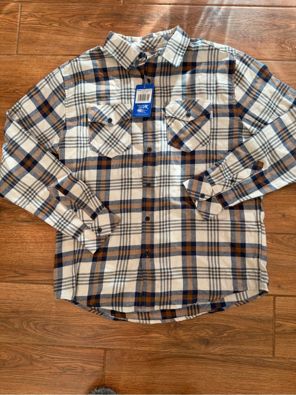 Hurley Plaid flannel Button-Down Shirt - Cream & Brown / men’s medium / nwt